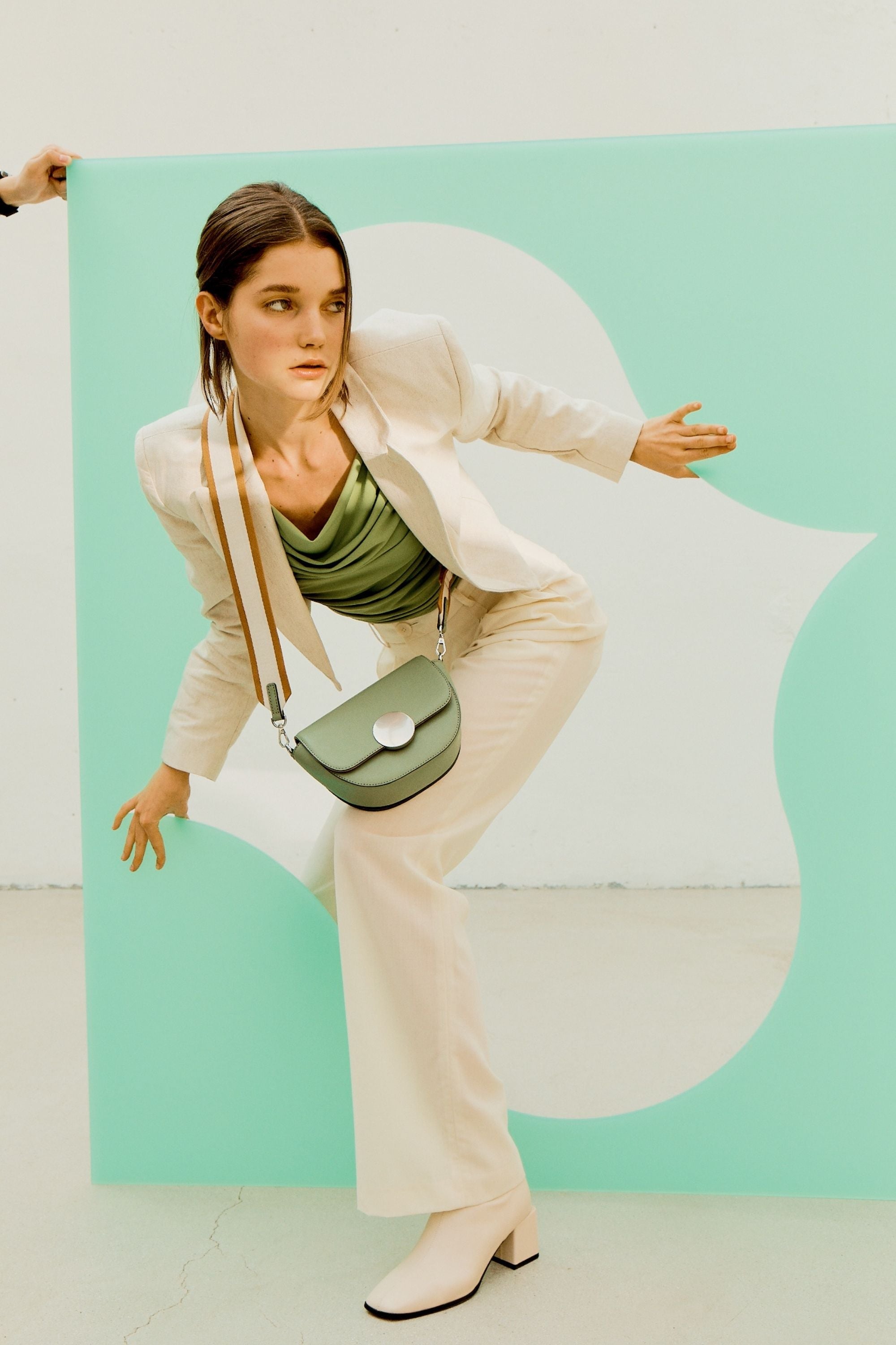 Oryany - Lottie Saddle Crossbody Small Handbags - Jade Green Leather