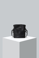 Madeleine Bucket - Medium Crossbody